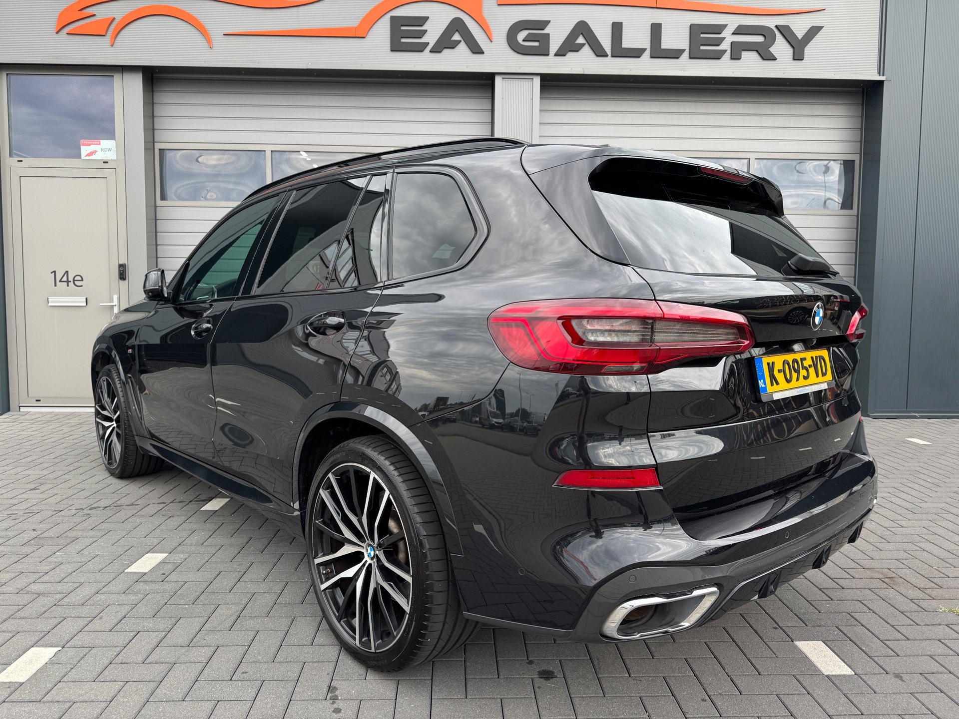 Foto van BMW X5 Xdrive40i