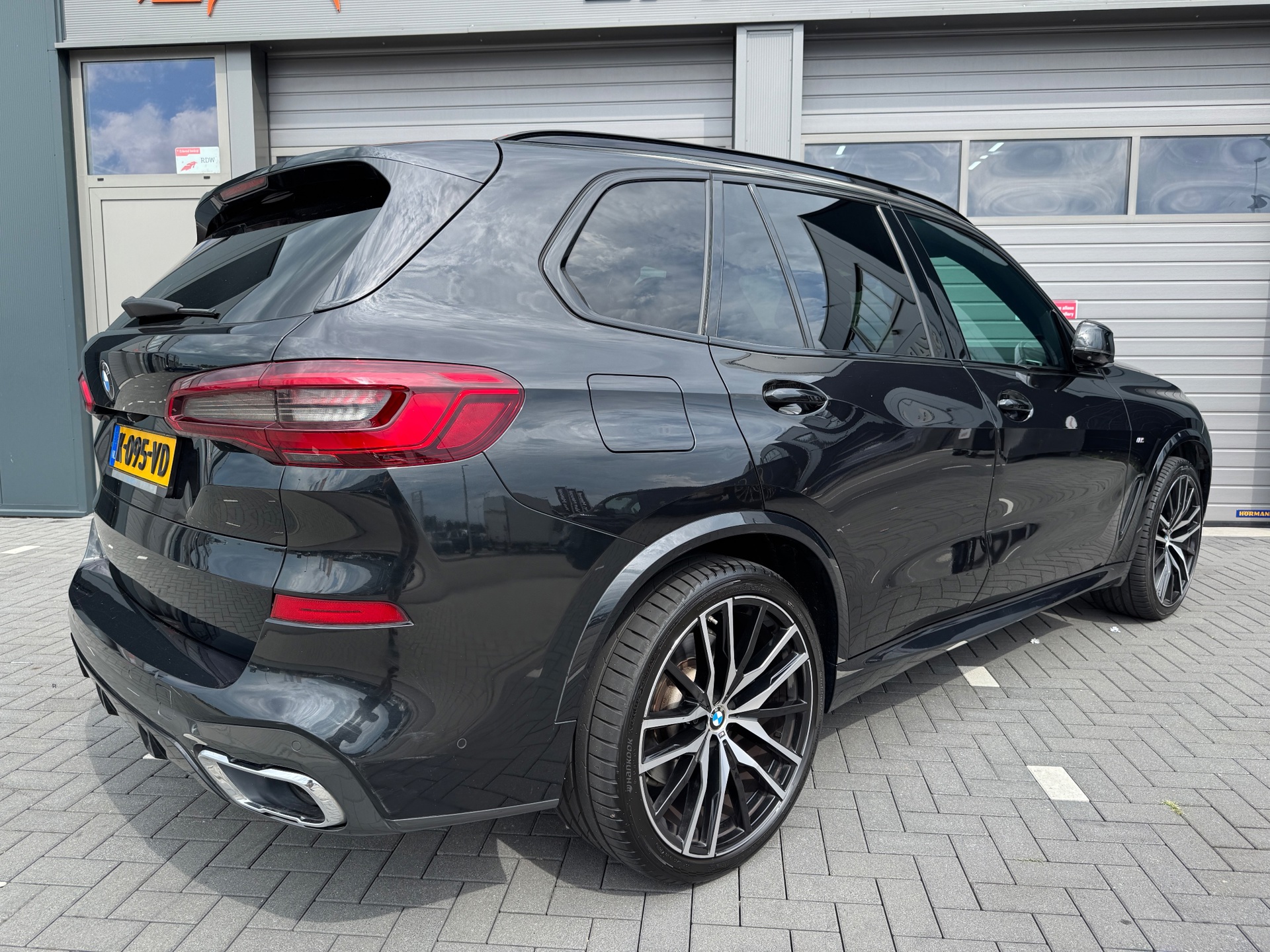 Foto van BMW X5 Xdrive40i