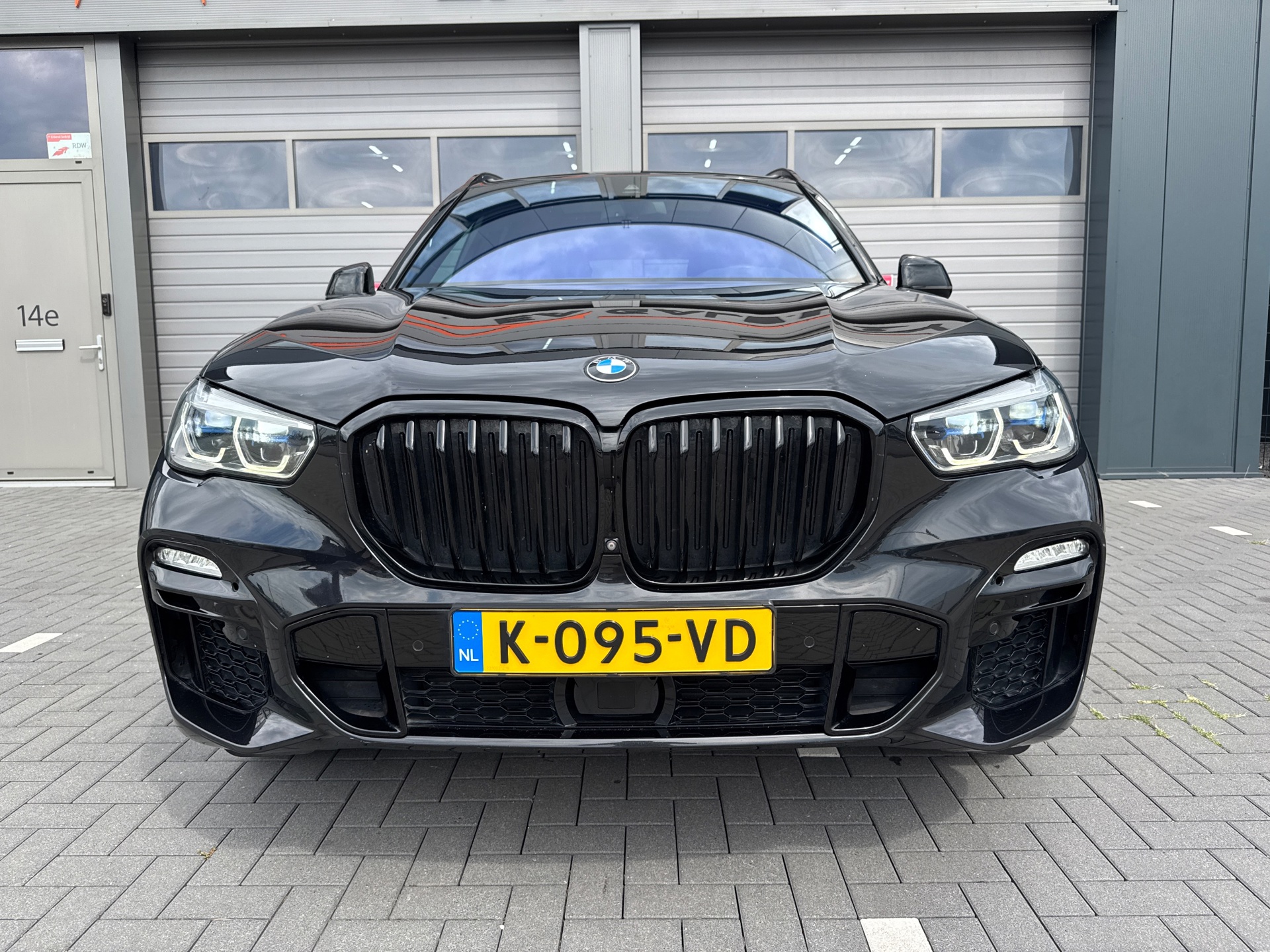 Foto van BMW X5 Xdrive40i