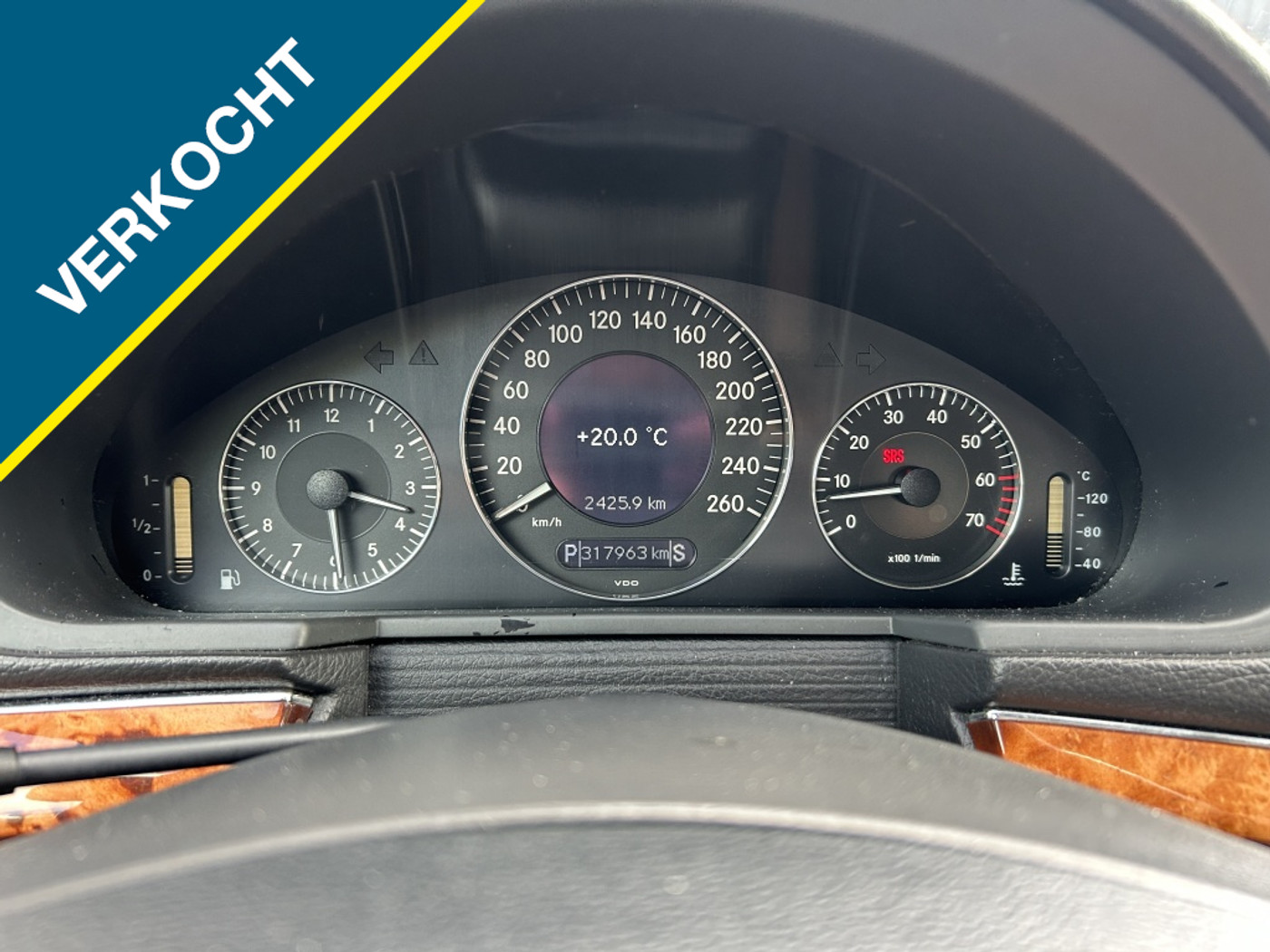 Foto van Mercedes-Benz E 320