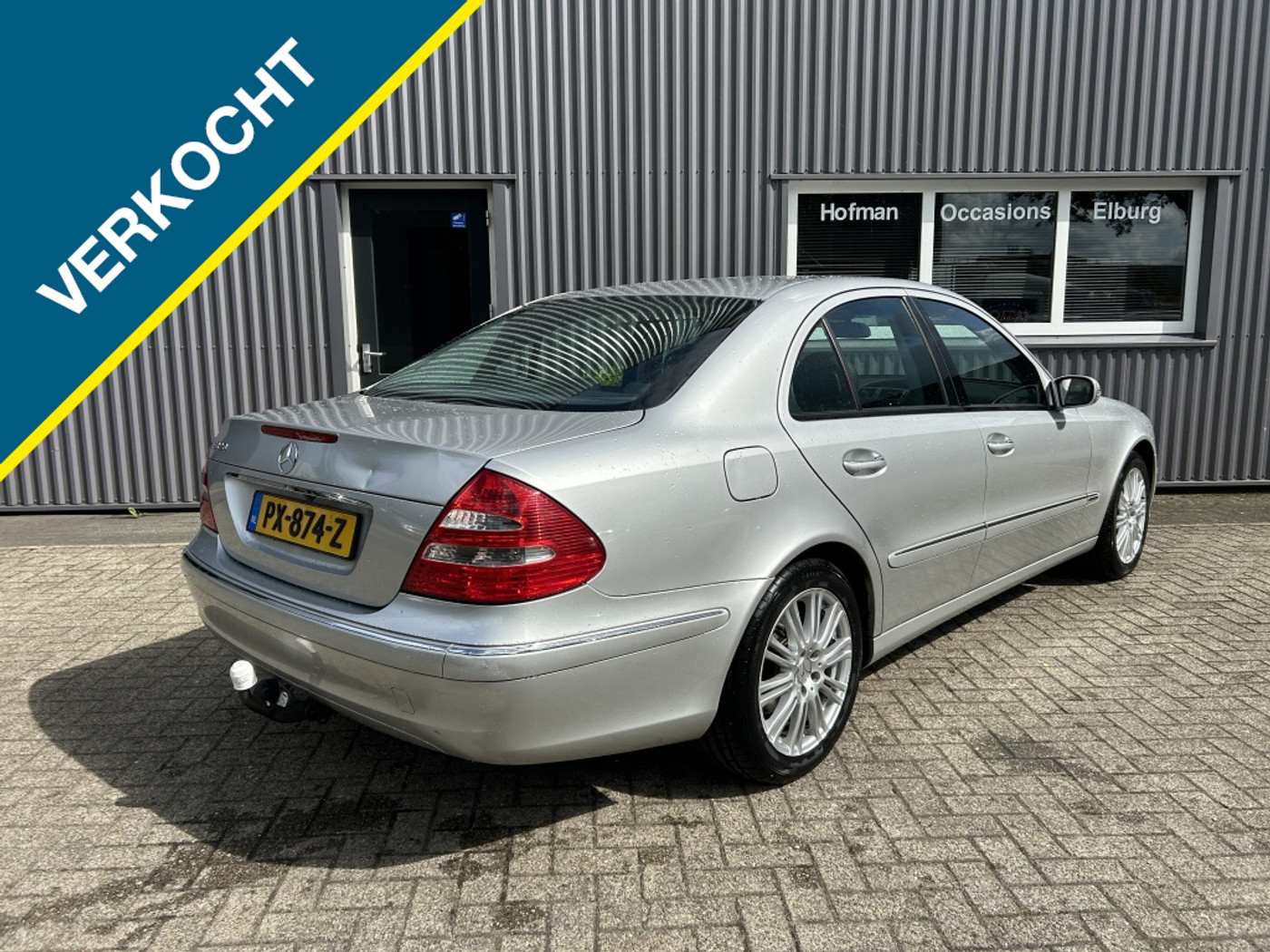 Foto van Mercedes-Benz E 320