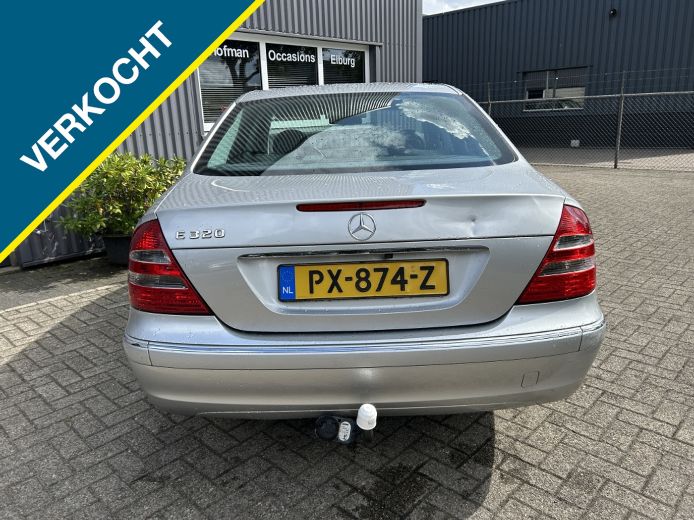 Foto van Mercedes-Benz E 320