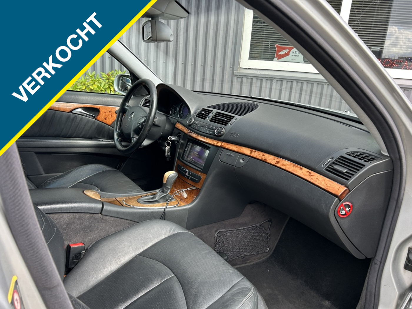 Foto van Mercedes-Benz E 320
