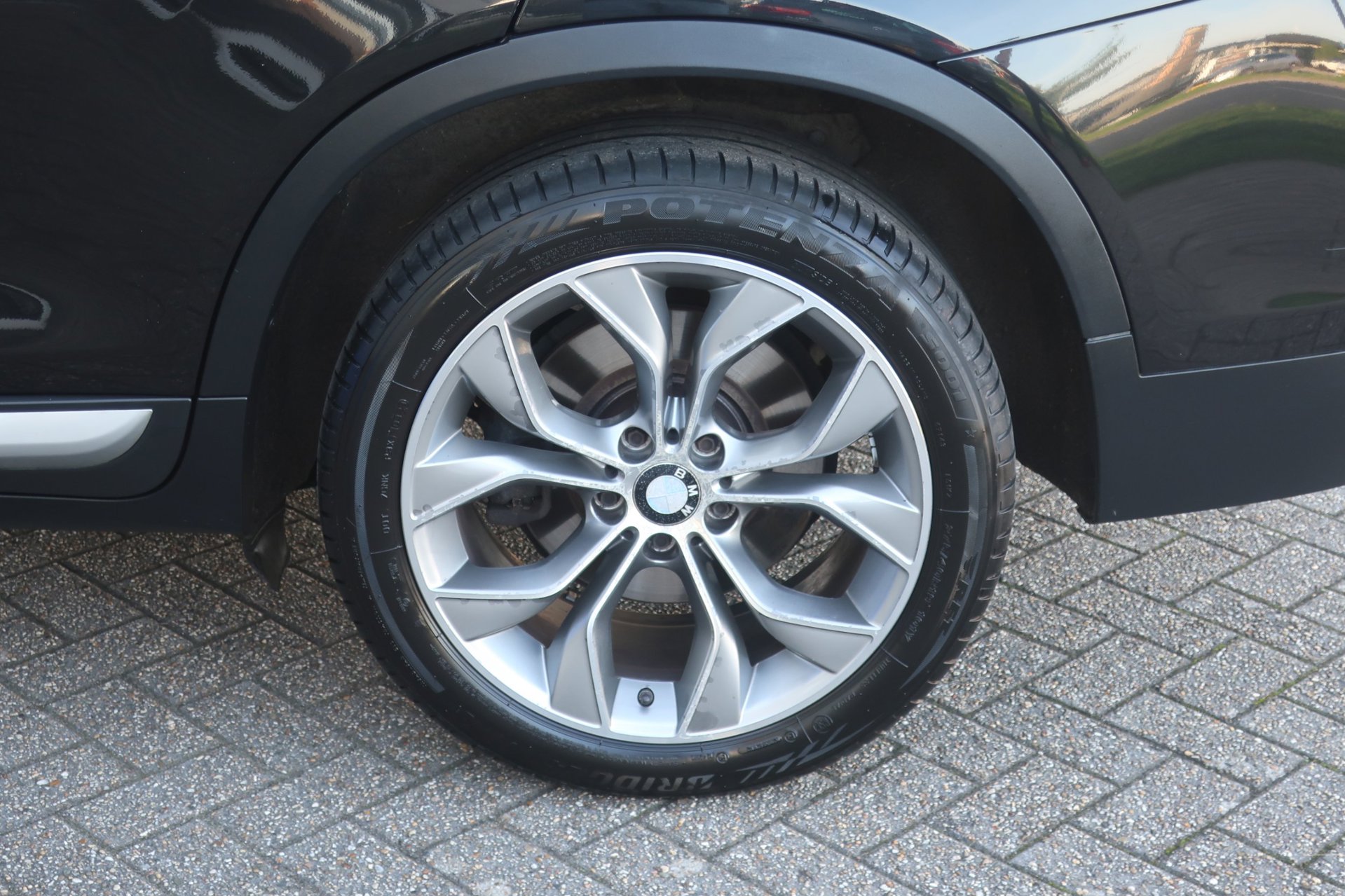 Foto van BMW X3 Xdrive20d