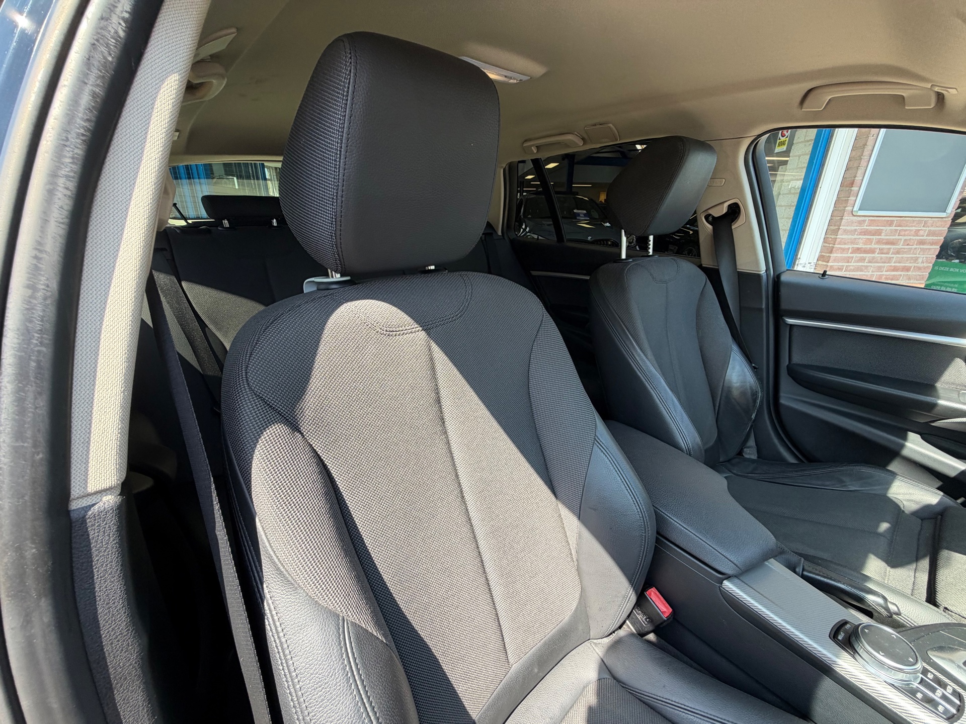 Foto van BMW 330i