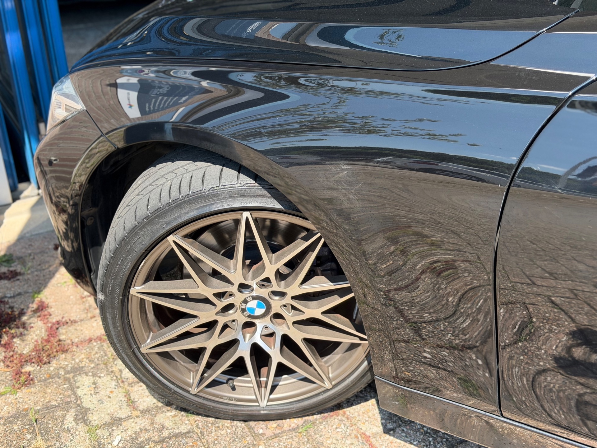 Foto van BMW 330i