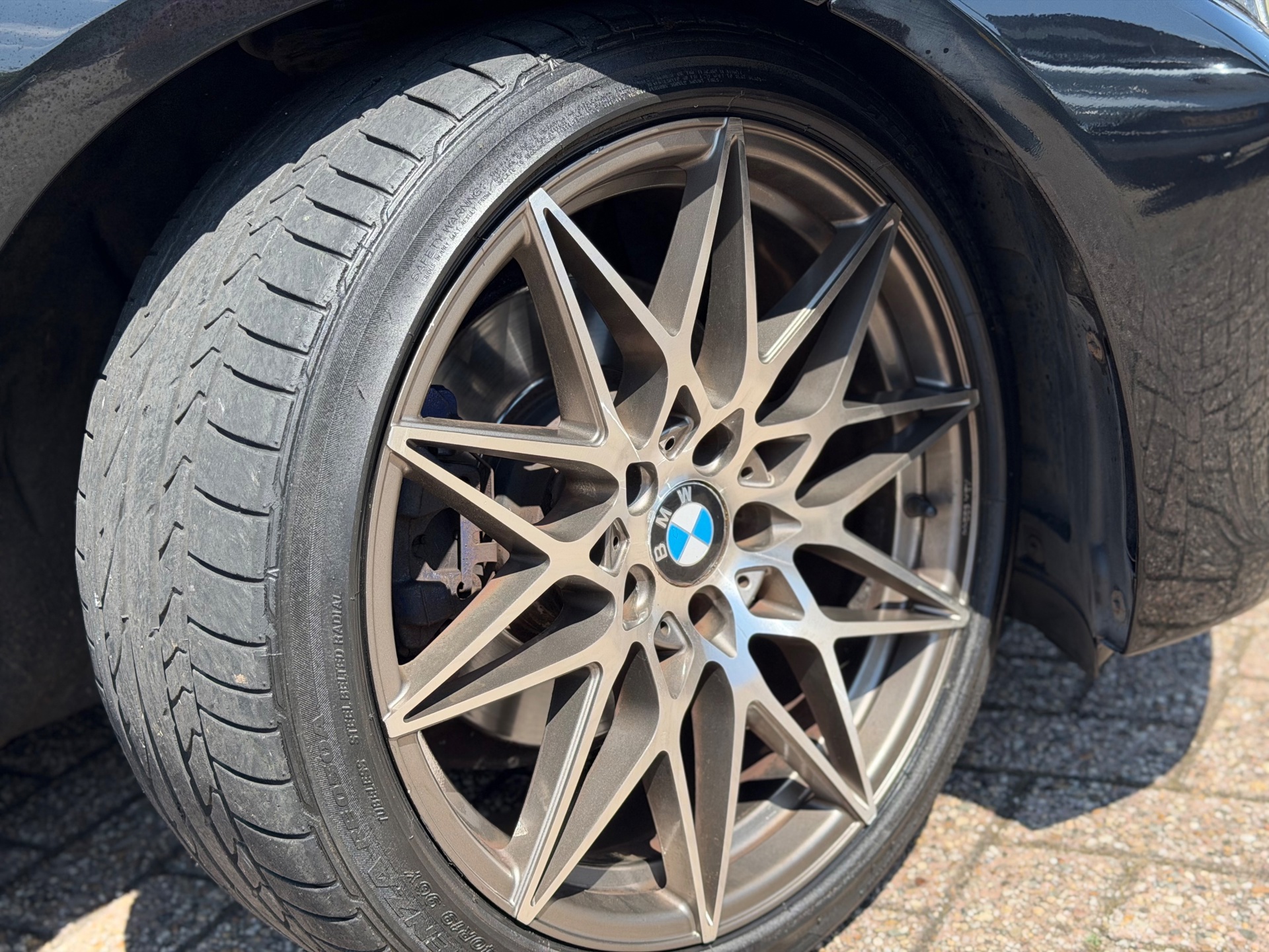 Foto van BMW 330i