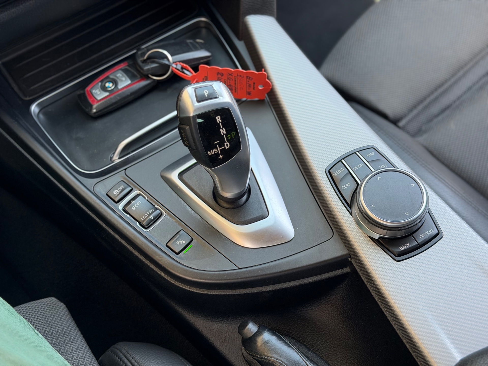 Foto van BMW 330i