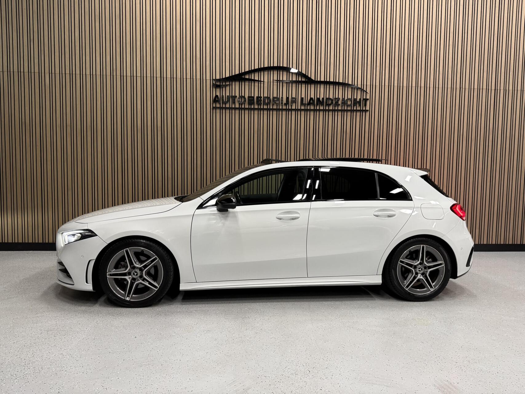 Foto van Mercedes-Benz A 200