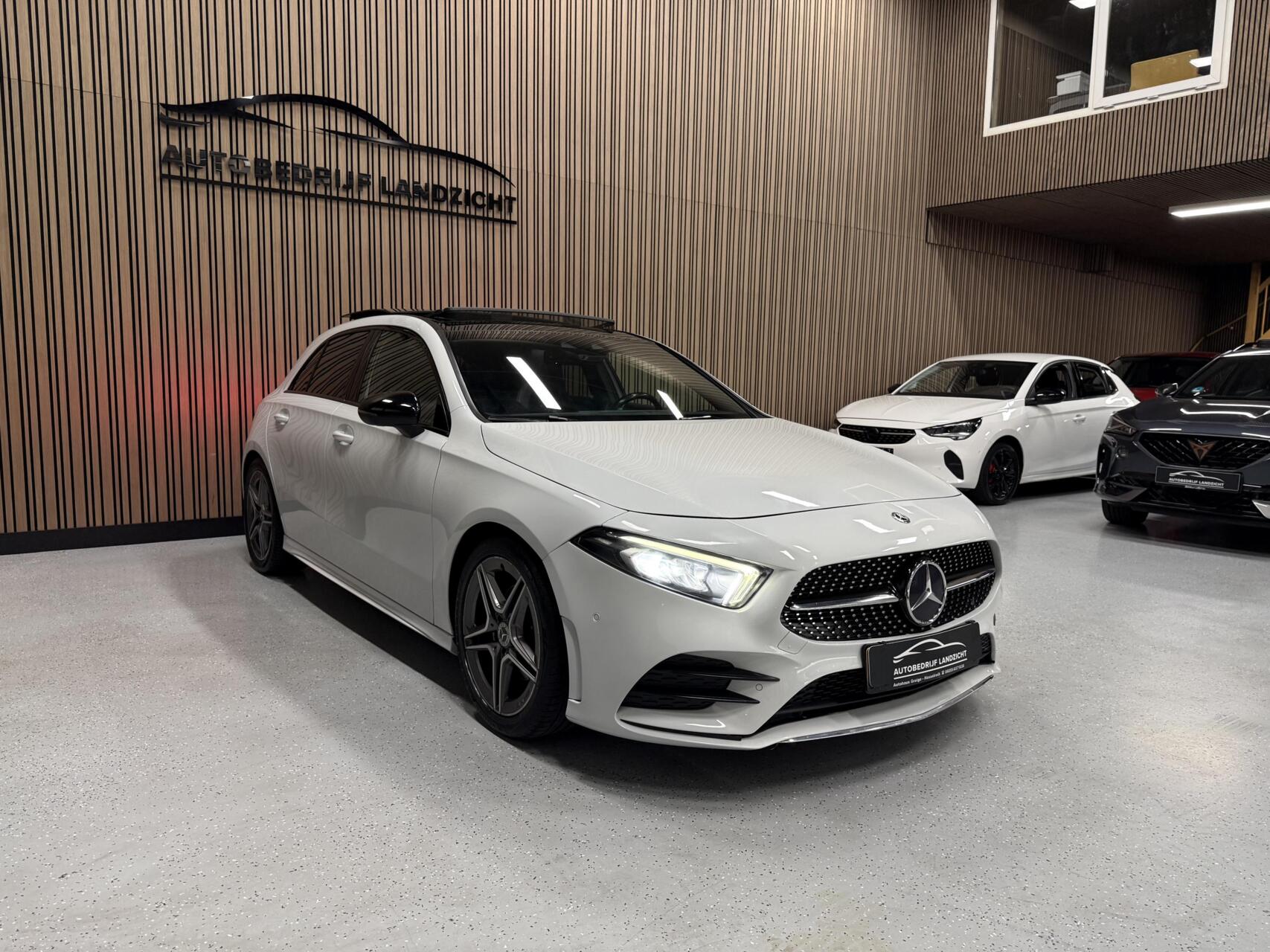 Foto van Mercedes-Benz A 200