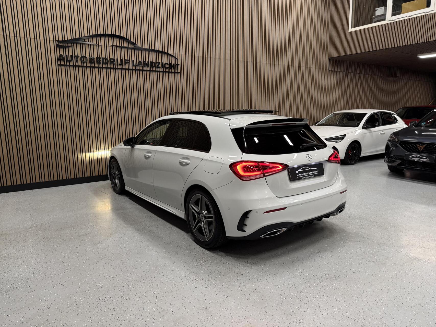 Foto van Mercedes-Benz A 200