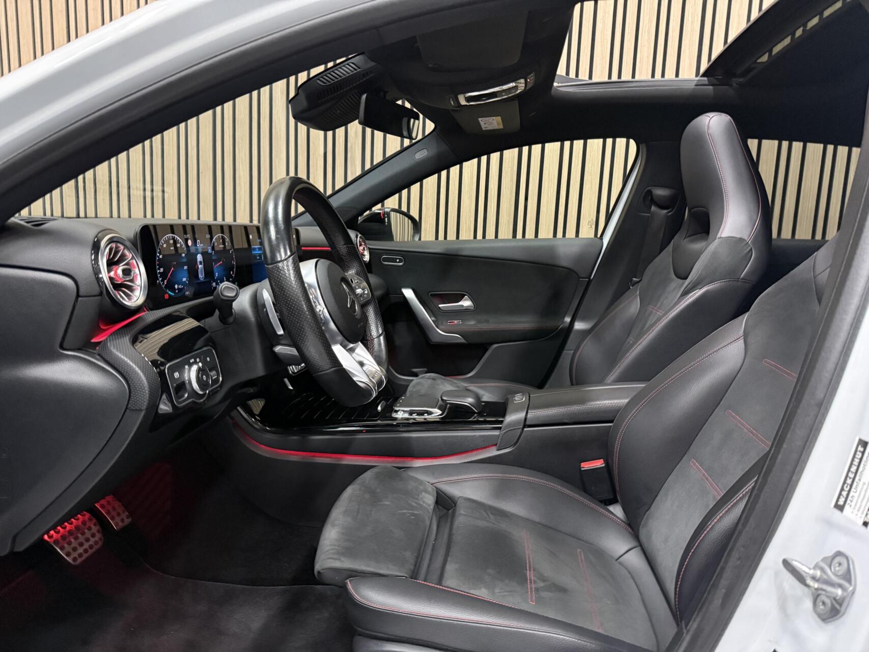 Foto van Mercedes-Benz A 200