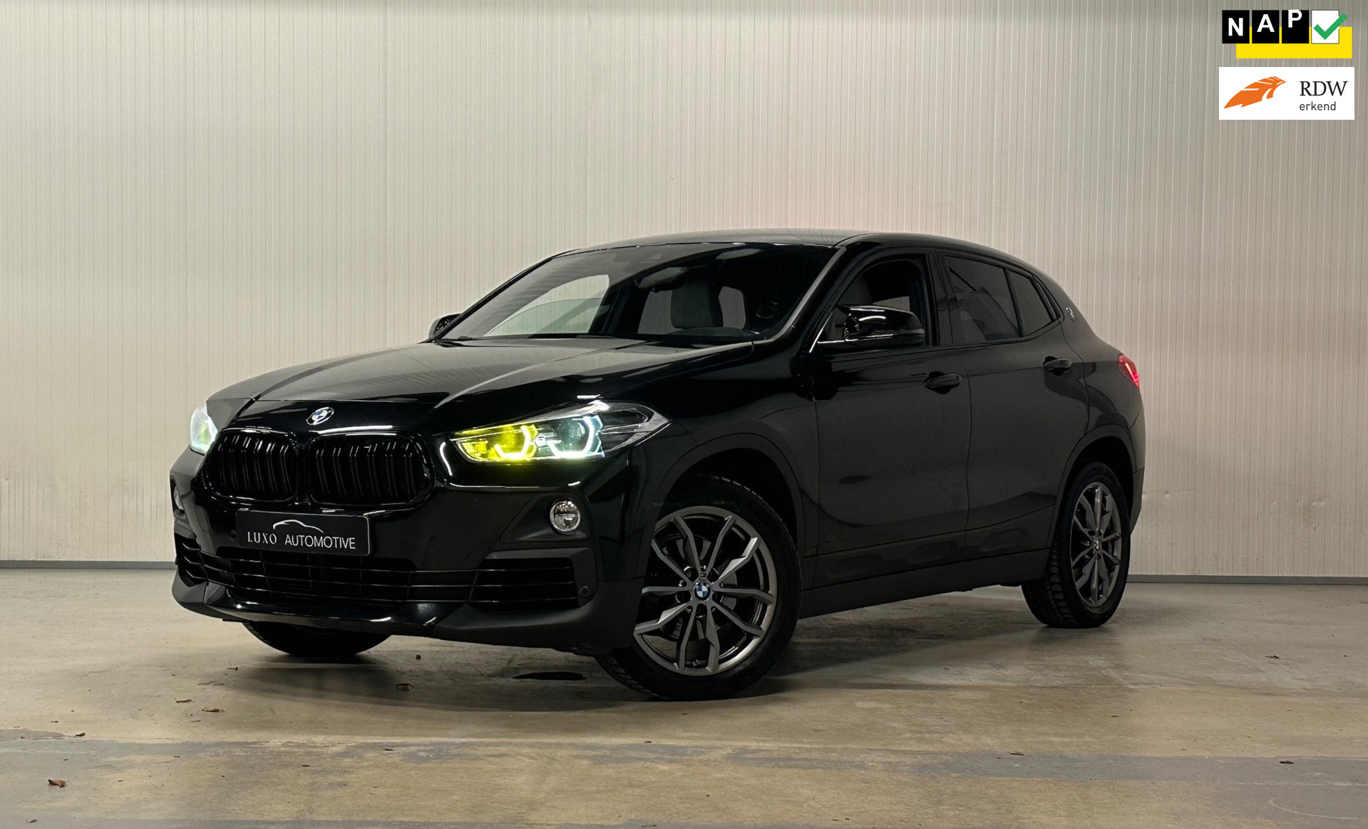 BMW X2 Sdrive18i SDrive18i | NAP | M-SPORT | SHADOW LINE | LED | DEALERONDERHOUDEN 2019 - voorkant