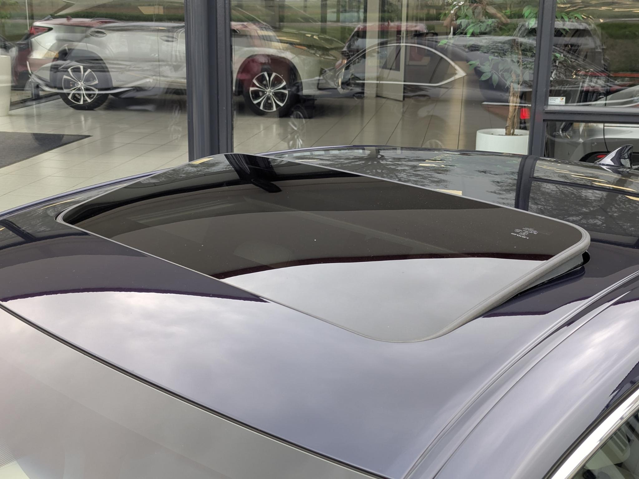 Foto van Lexus Lexus Es300h