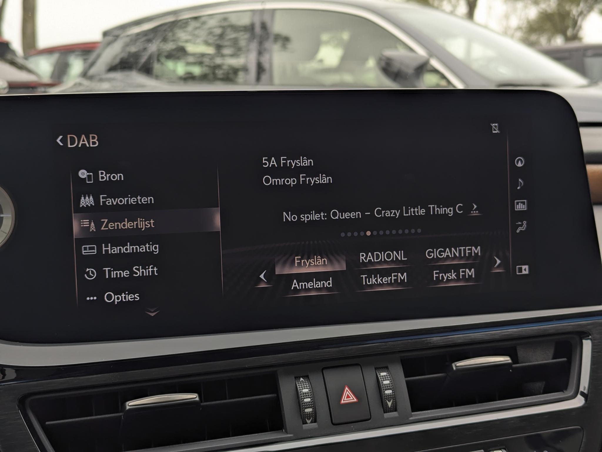 Foto van Lexus Lexus Es300h