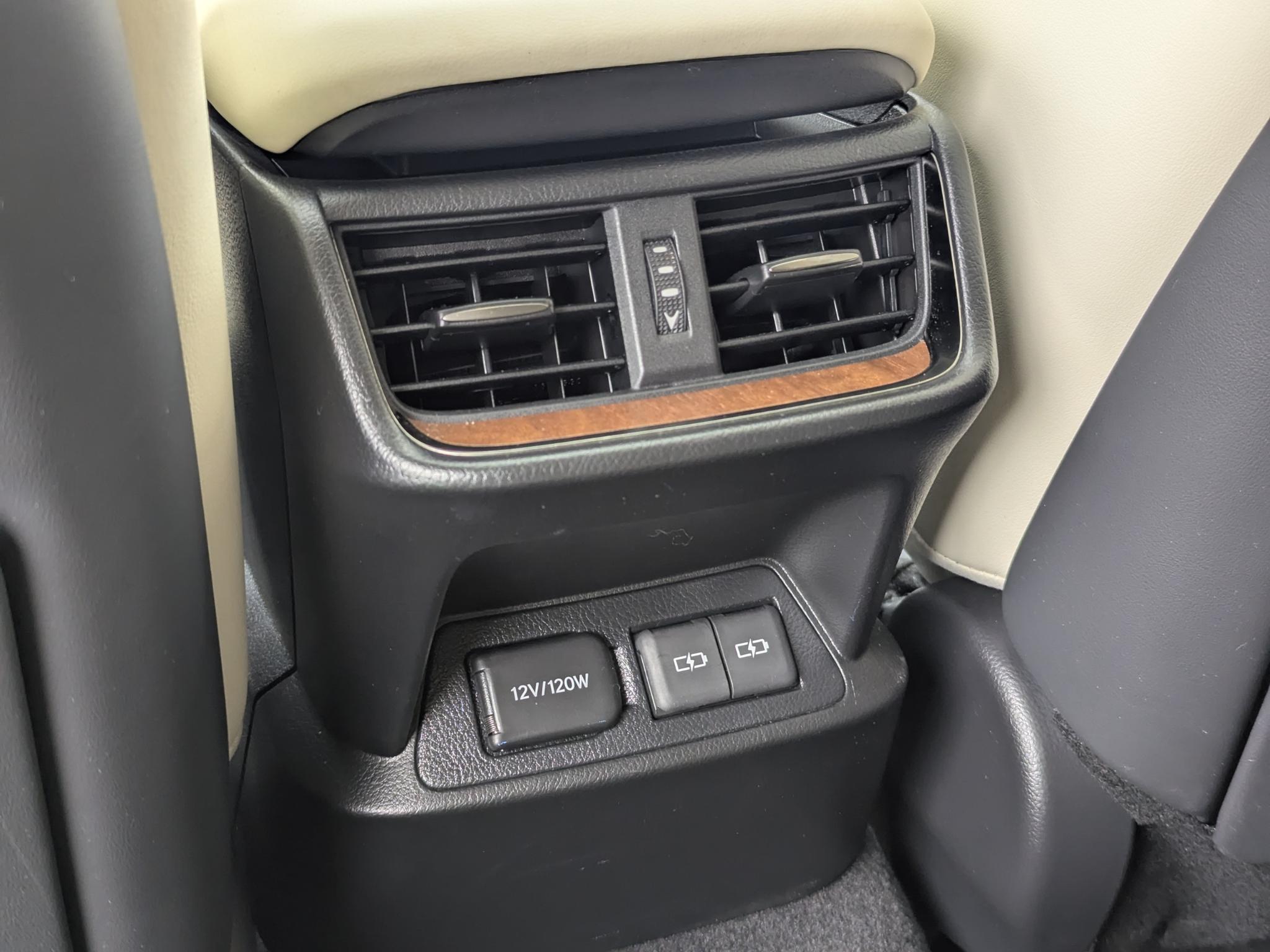 Foto van Lexus Lexus Es300h