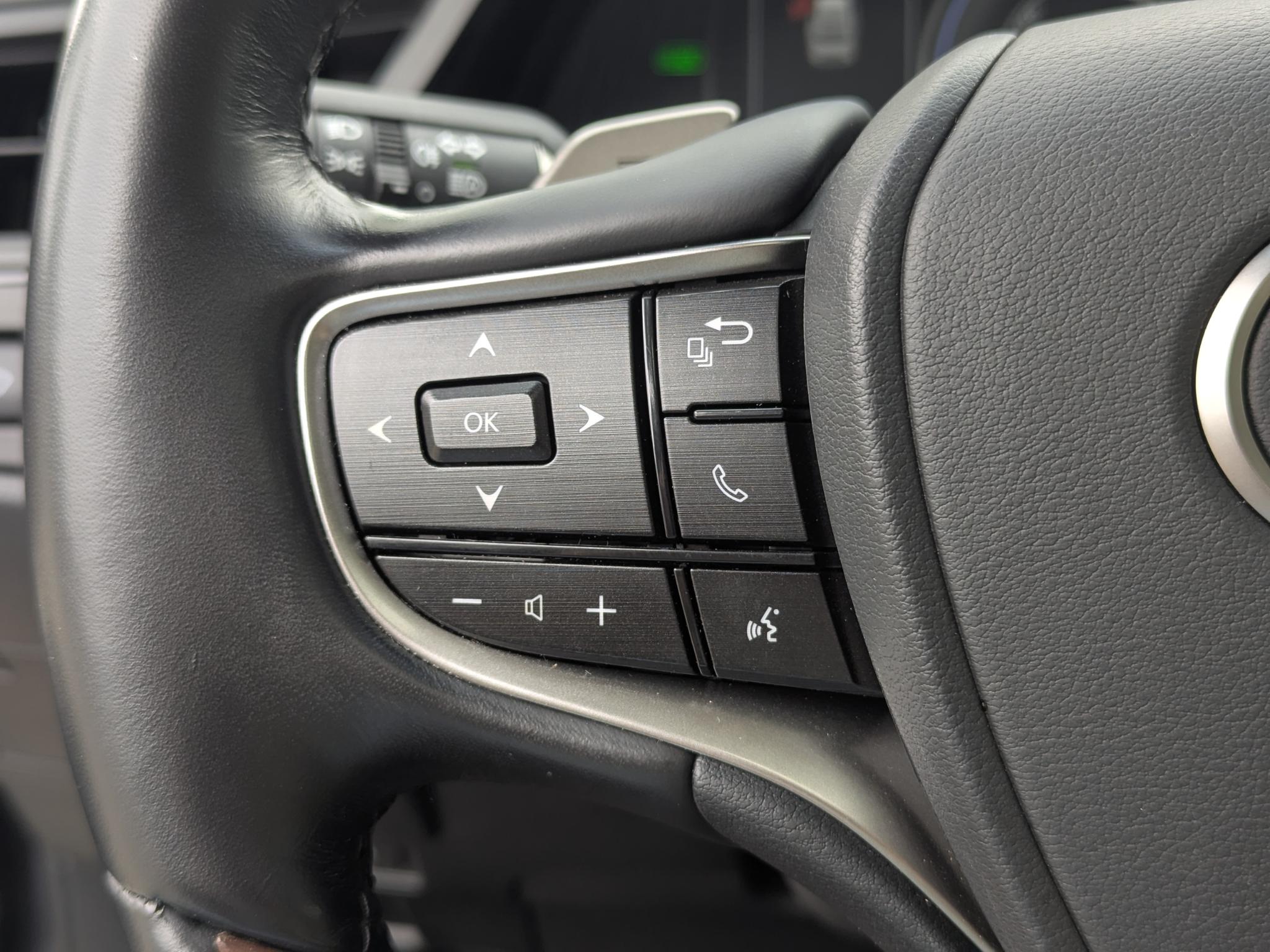 Foto van Lexus Lexus Es300h