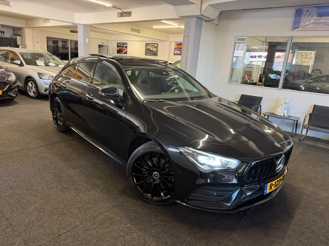 Mercedes-Benz Cla 250 E 250 e AMG Line*PANO*Sfeerver.*NAP 2022 - voorkant