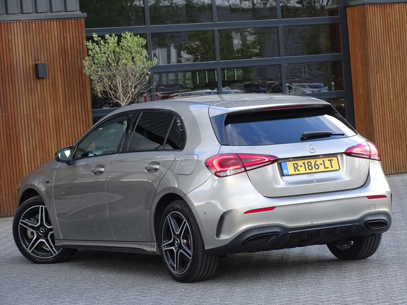 Foto van Mercedes-Benz A 250 E