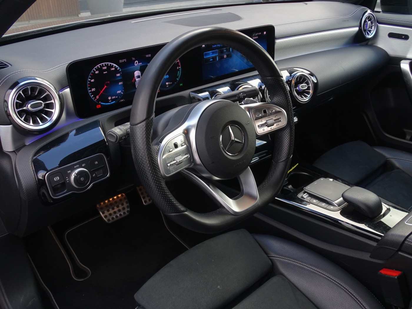 Foto van Mercedes-Benz A 250 E