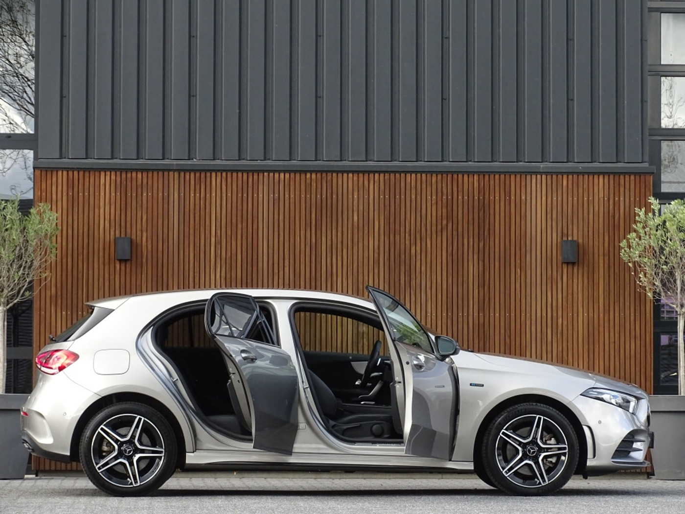 Foto van Mercedes-Benz A 250 E