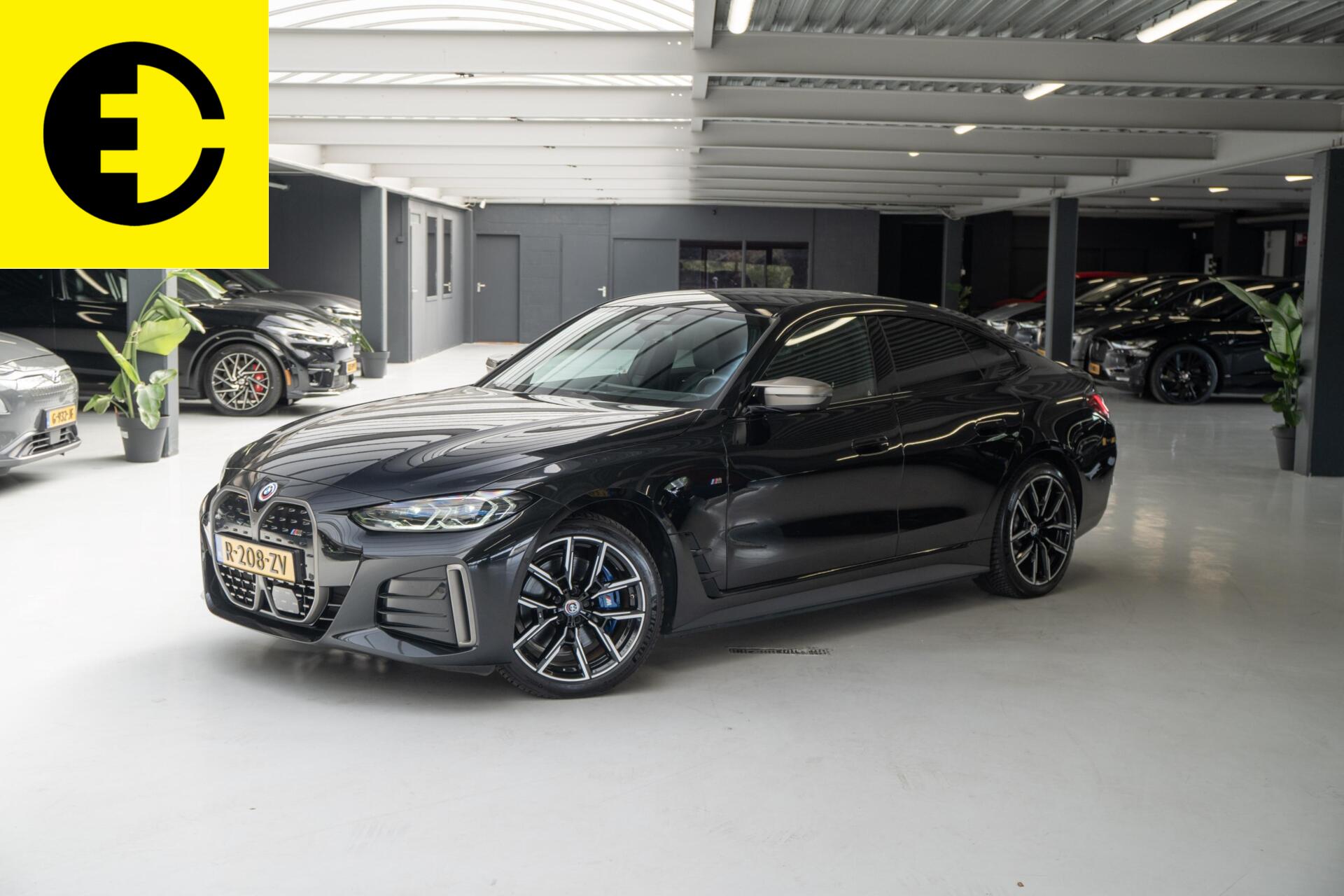 BMW I4 M50 M50 High Executive 84 kWh | Stuurverwarming | 97,1% SoH | Apple CarPlay\ android auto | Incl.BTW 2022 - voorkant