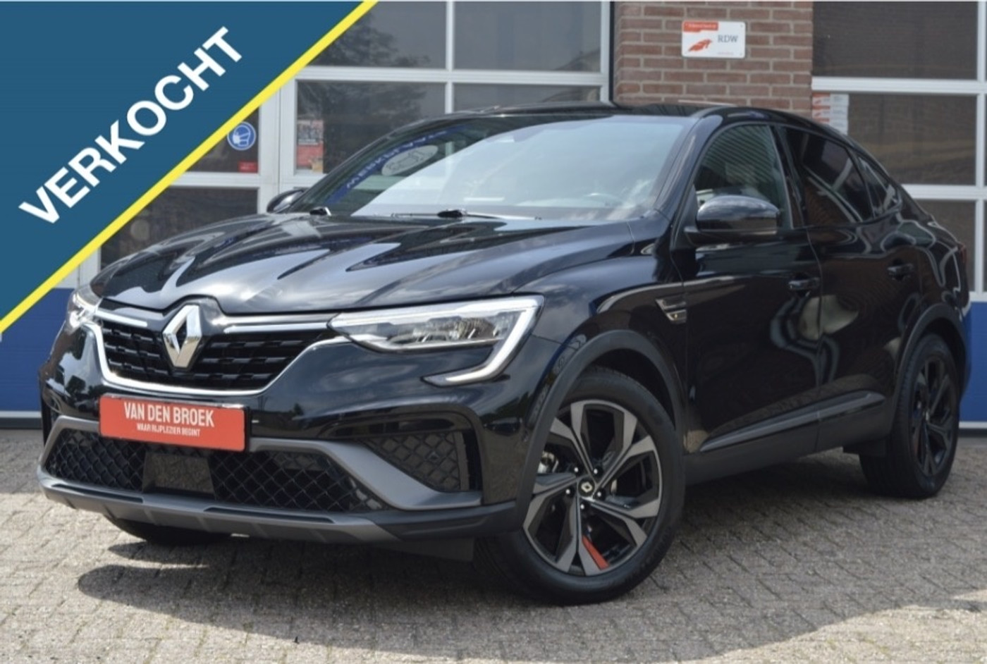 Renault Arkana E-tech 1.6 E-Tech Hybride | RSLine - AUT - CAMERA 2022 - voorkant