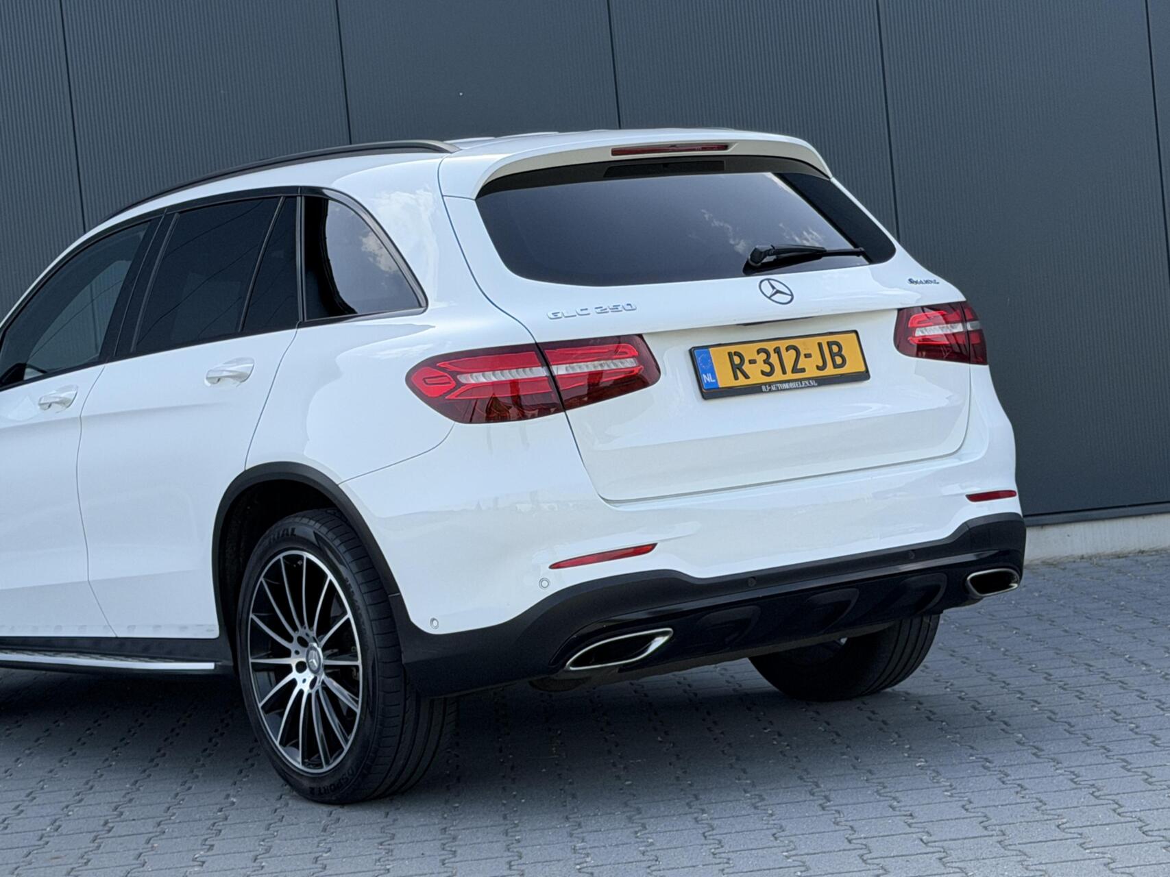 Foto van Mercedes-Benz GLC 250 4Matic