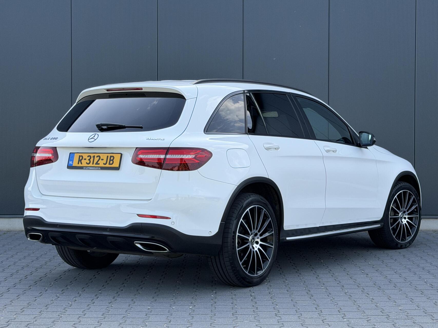 Foto van Mercedes-Benz GLC 250 4Matic