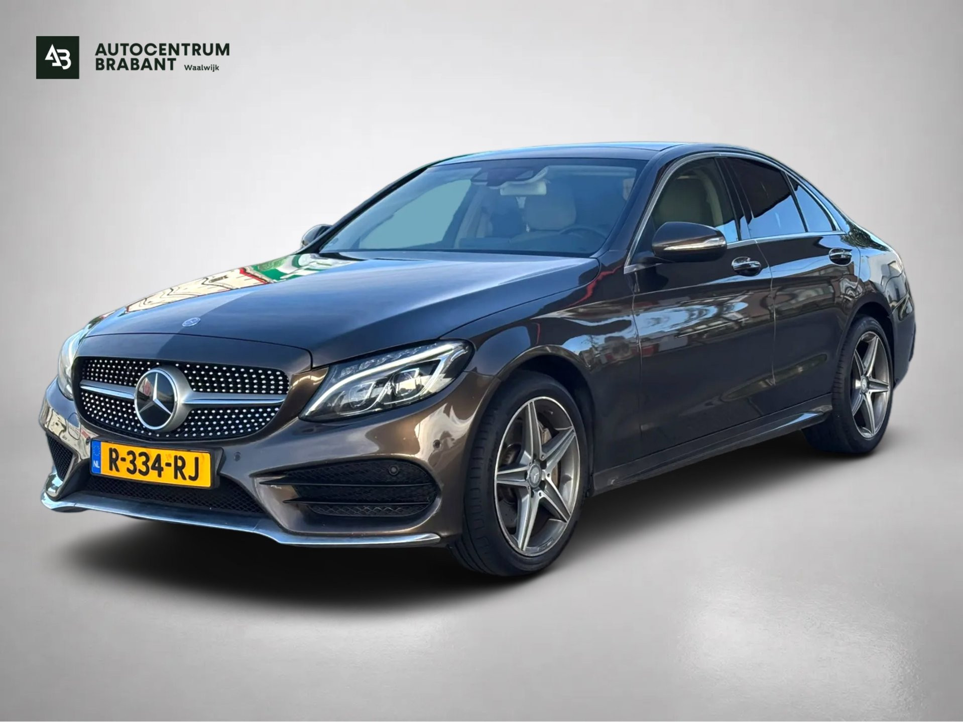 Mercedes-Benz C 250 250 Edition 1 AMG (Goed OnderH, Panorama, Camera, Burmester, StoelVer en Koel,, Navi, PDC, Cruise Con, Etc) 2014 - voorkant