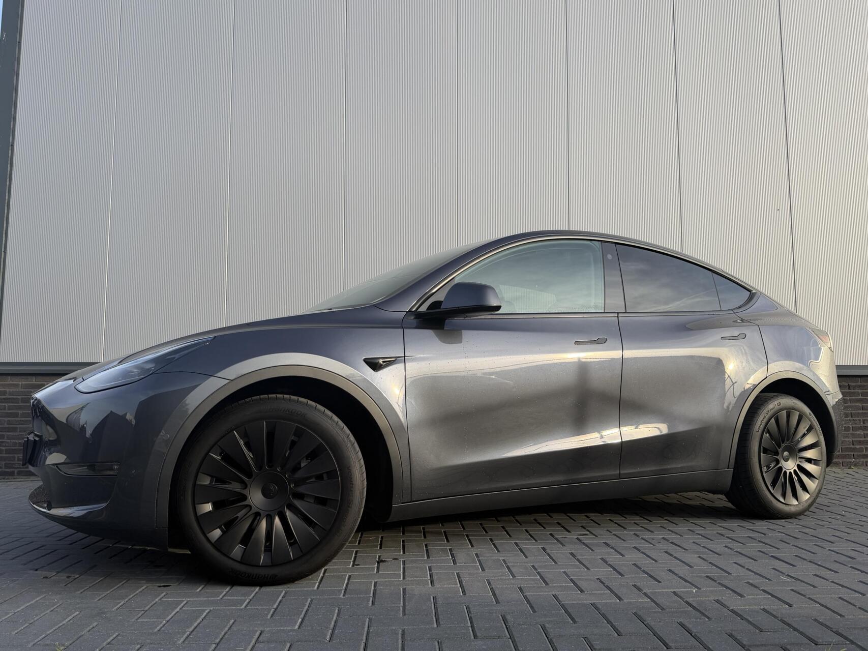 Tesla Model Y Long Range AWD 75 kWh SOH 92% 2022 - voorkant