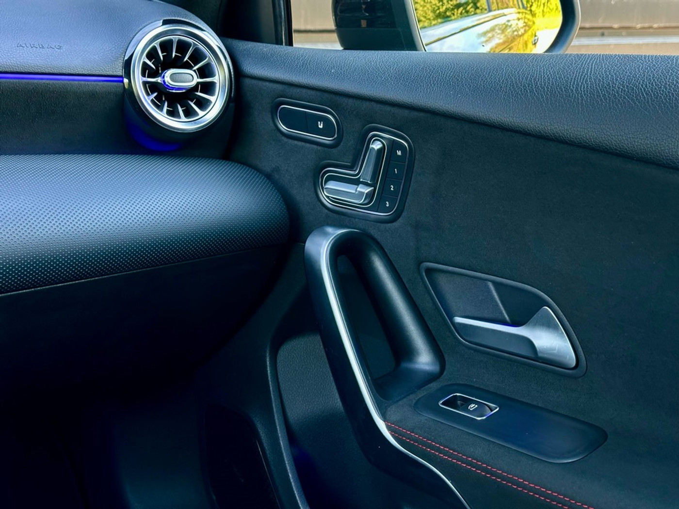 Foto van Mercedes-Benz A 200
