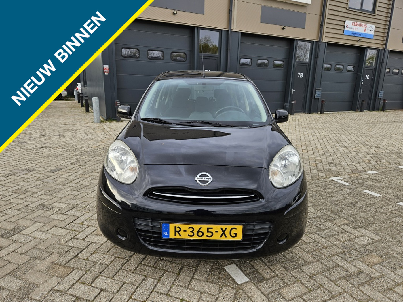 Nissan Nissan Micra 1.2 Acenta 2011 - voorkant
