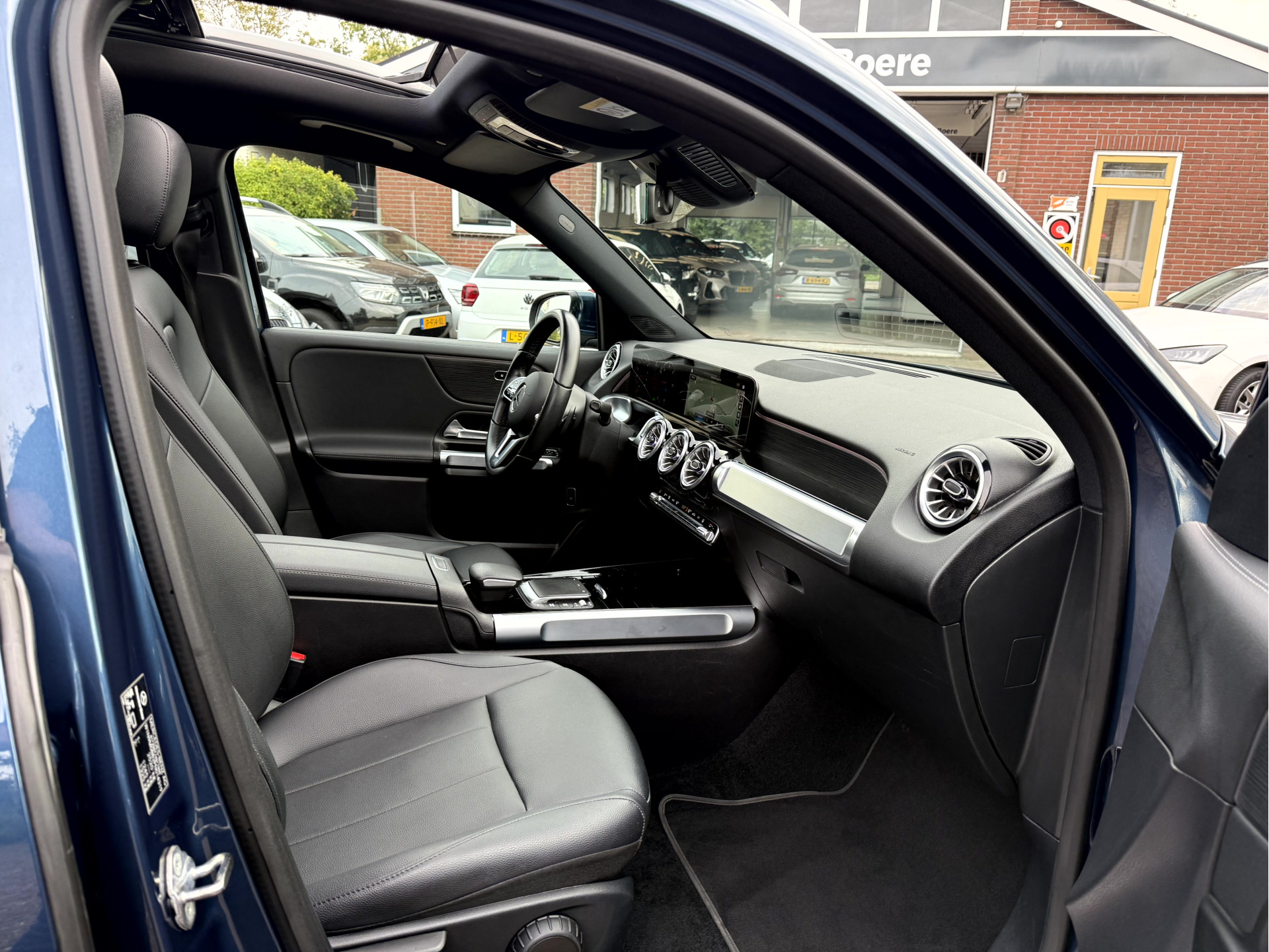 Foto van Mercedes-Benz Eqb 250