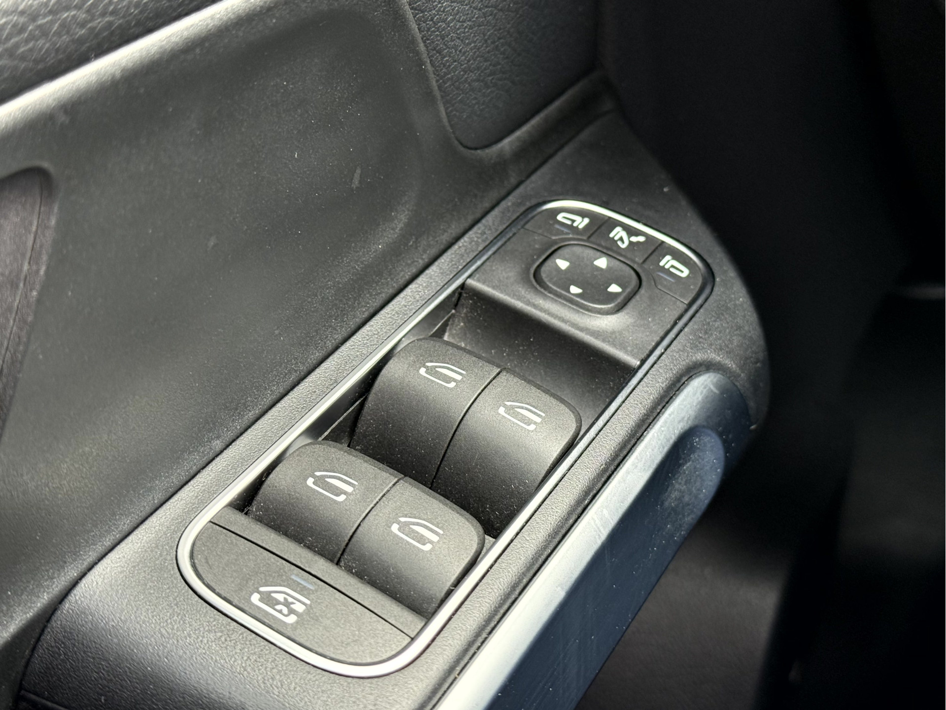 Foto van Mercedes-Benz Eqb 250