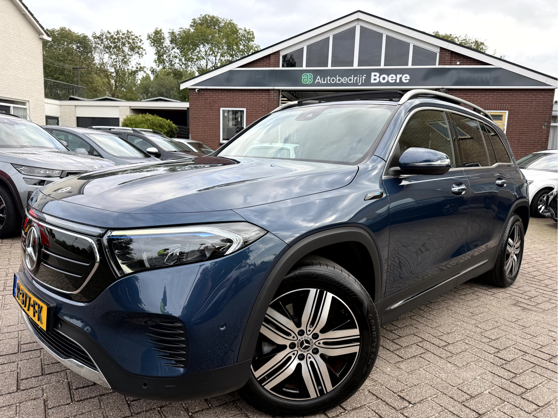 Mercedes-Benz Eqb 250 250 Luxury Line 67 kWh 2022 - voorkant