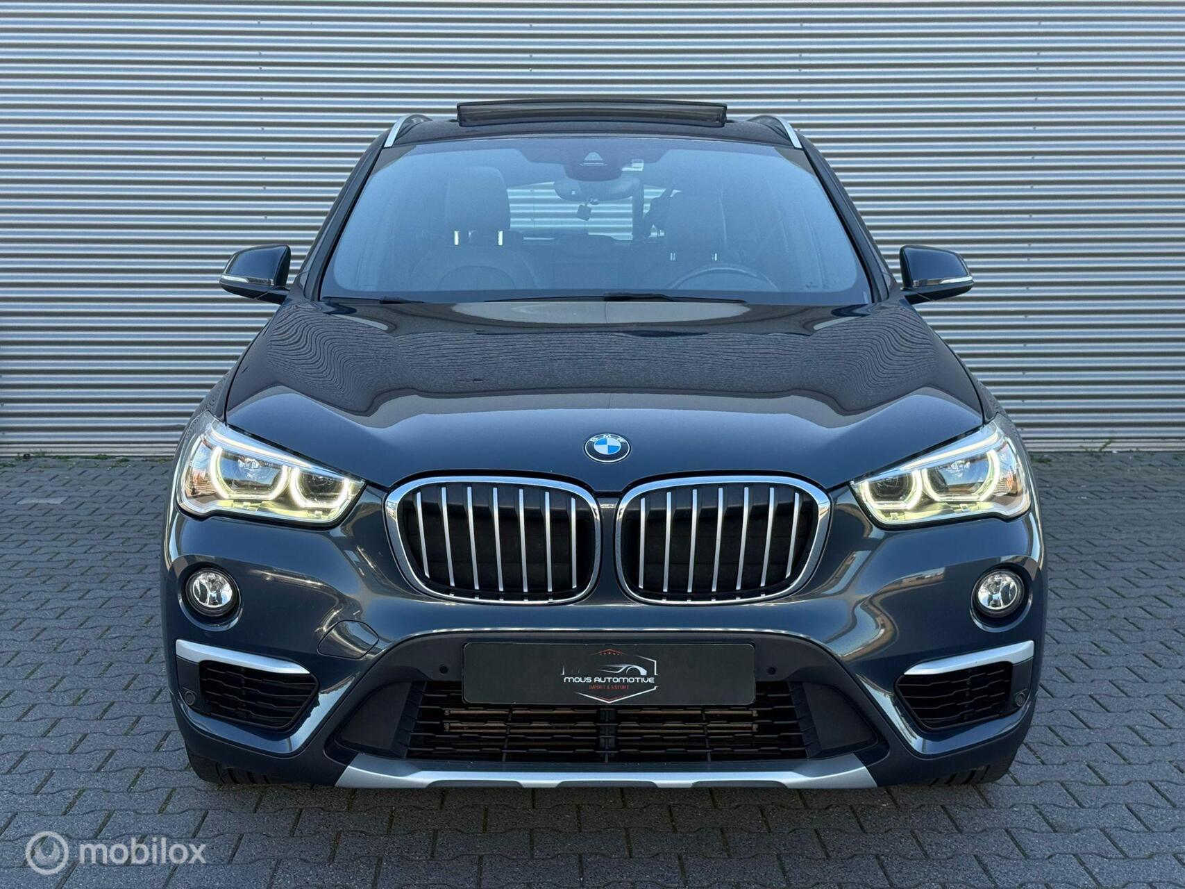 Foto van BMW X1 Sdrive18i