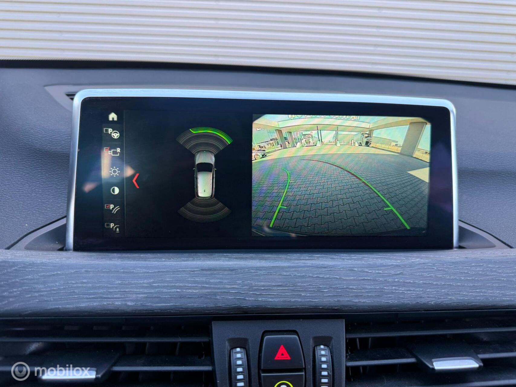 Foto van BMW X1 Sdrive18i