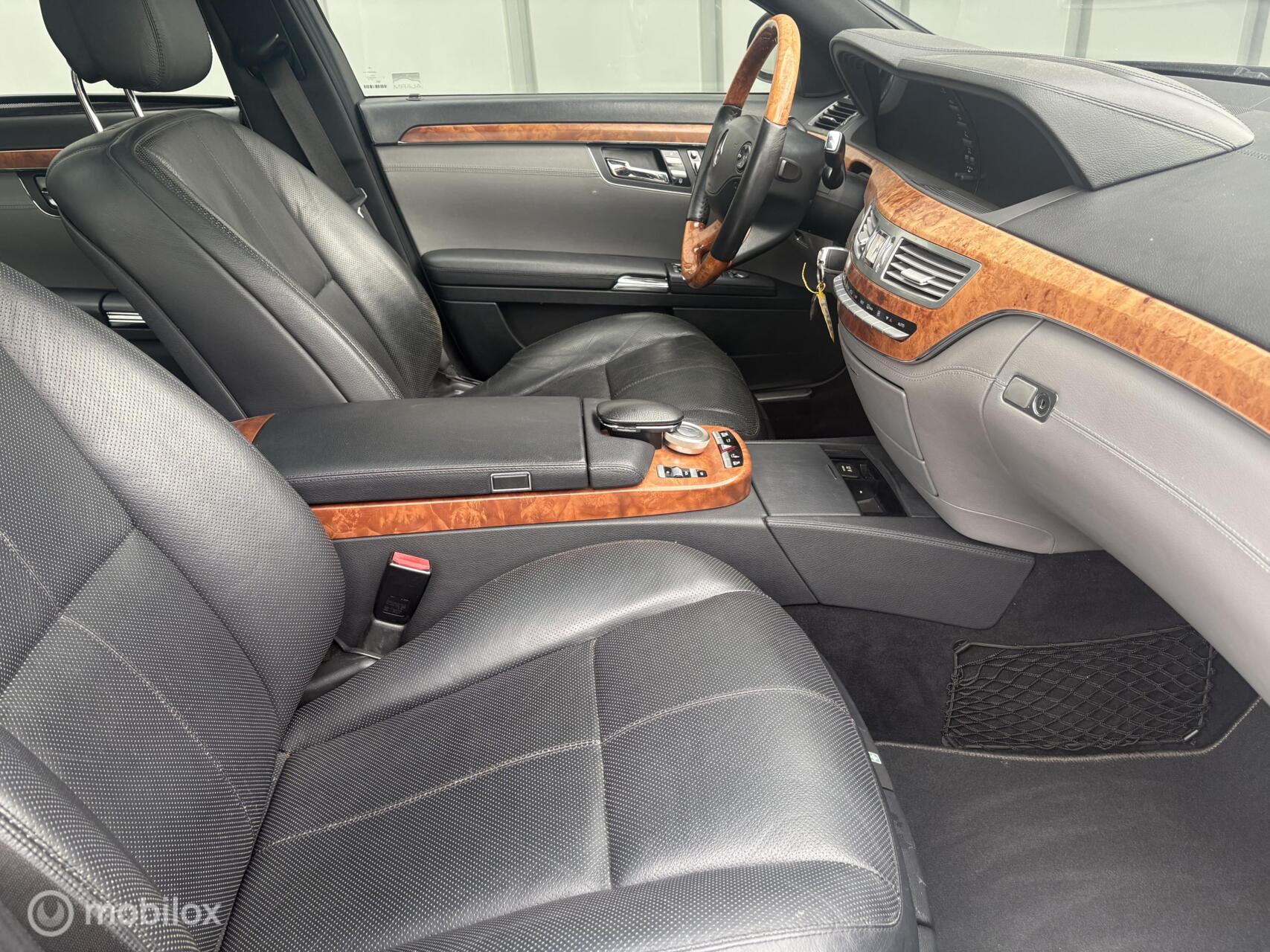 Foto van Mercedes-Benz S 500