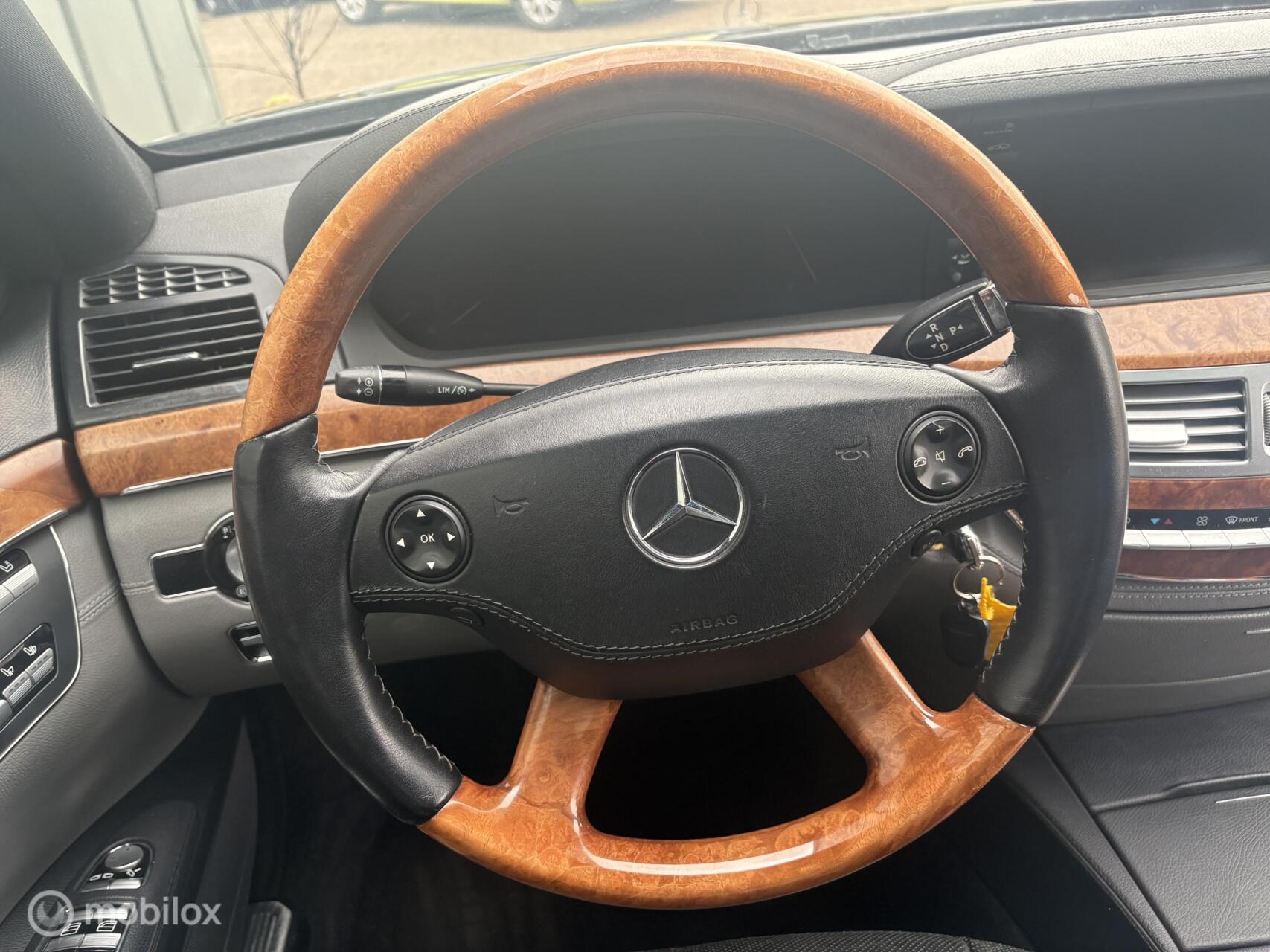 Foto van Mercedes-Benz S 500