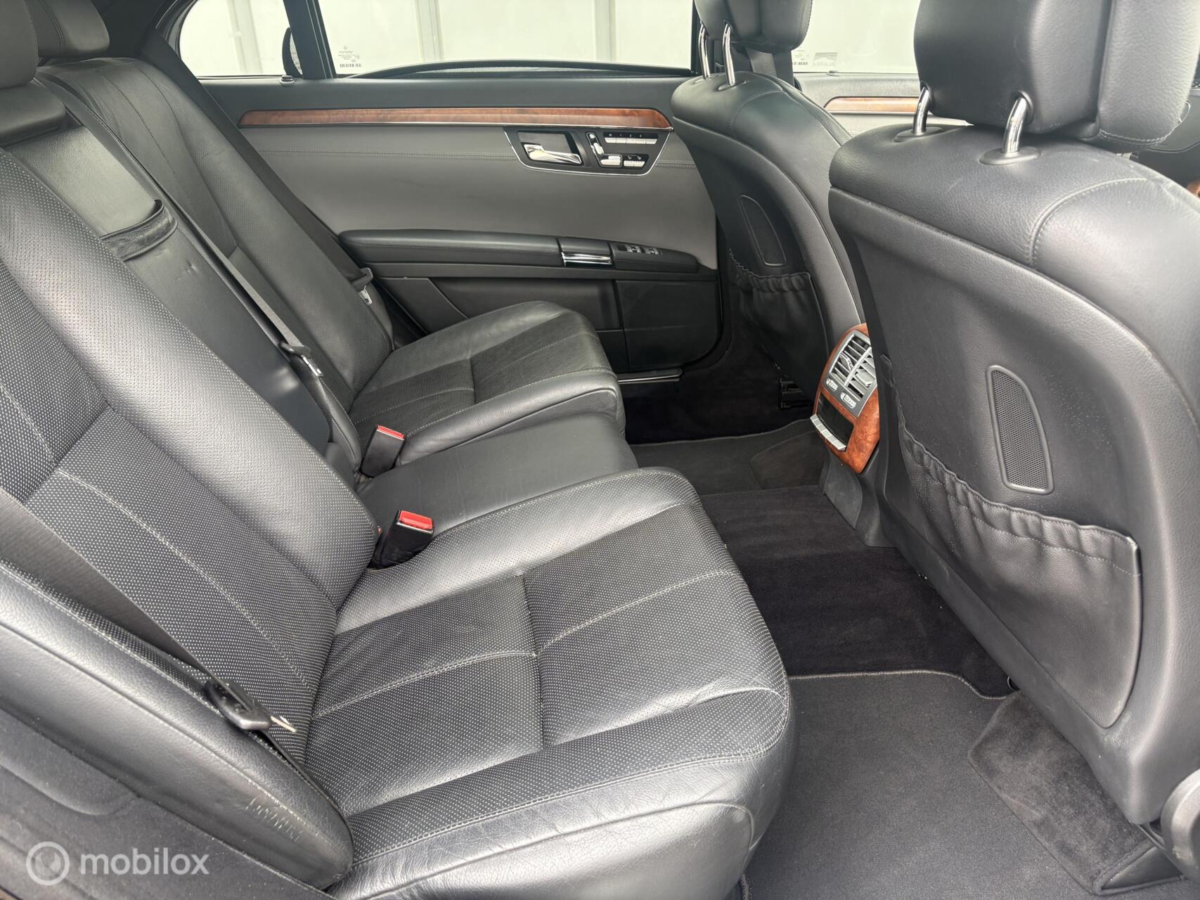 Foto van Mercedes-Benz S 500