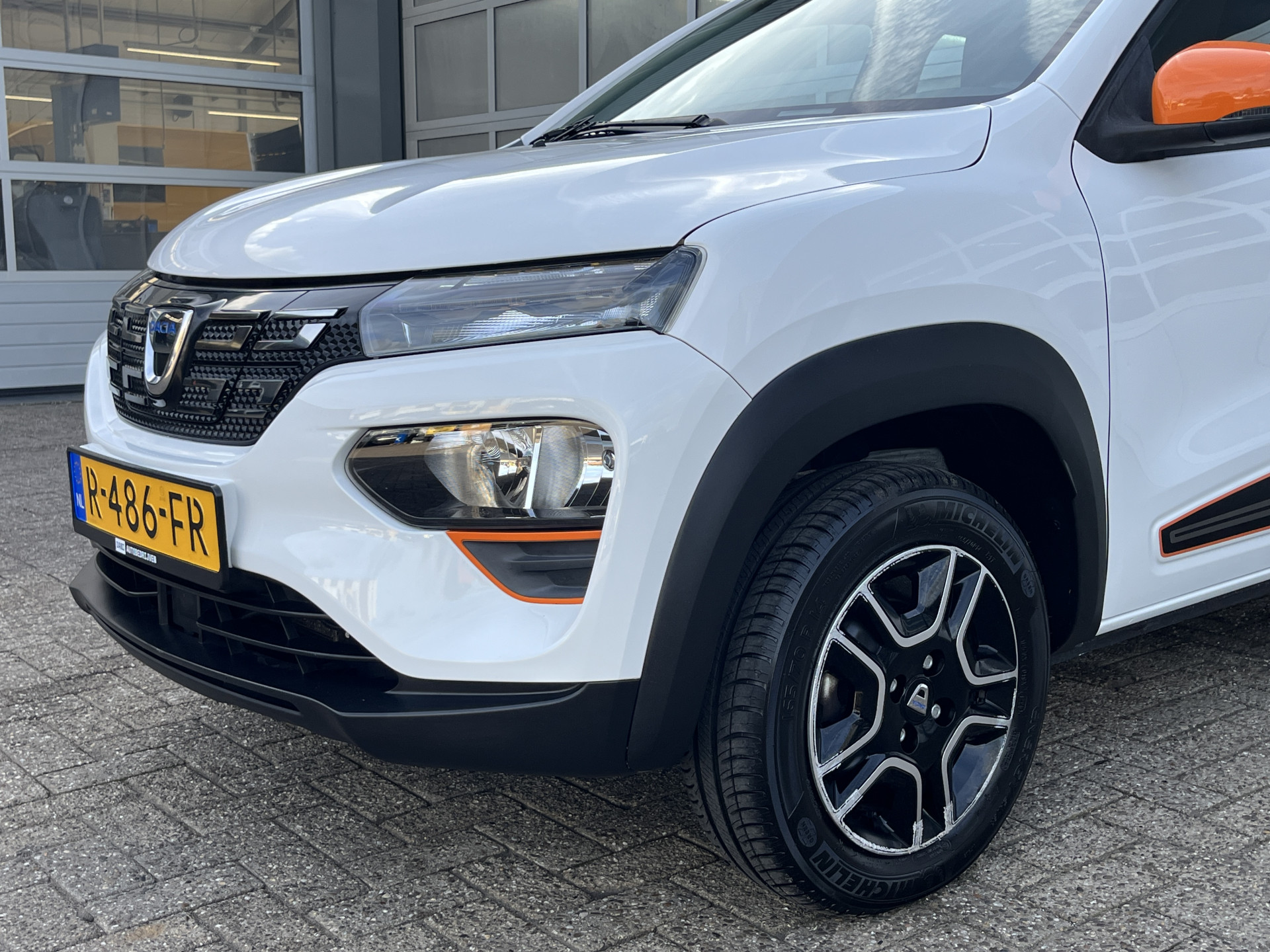 Foto van Dacia Spring