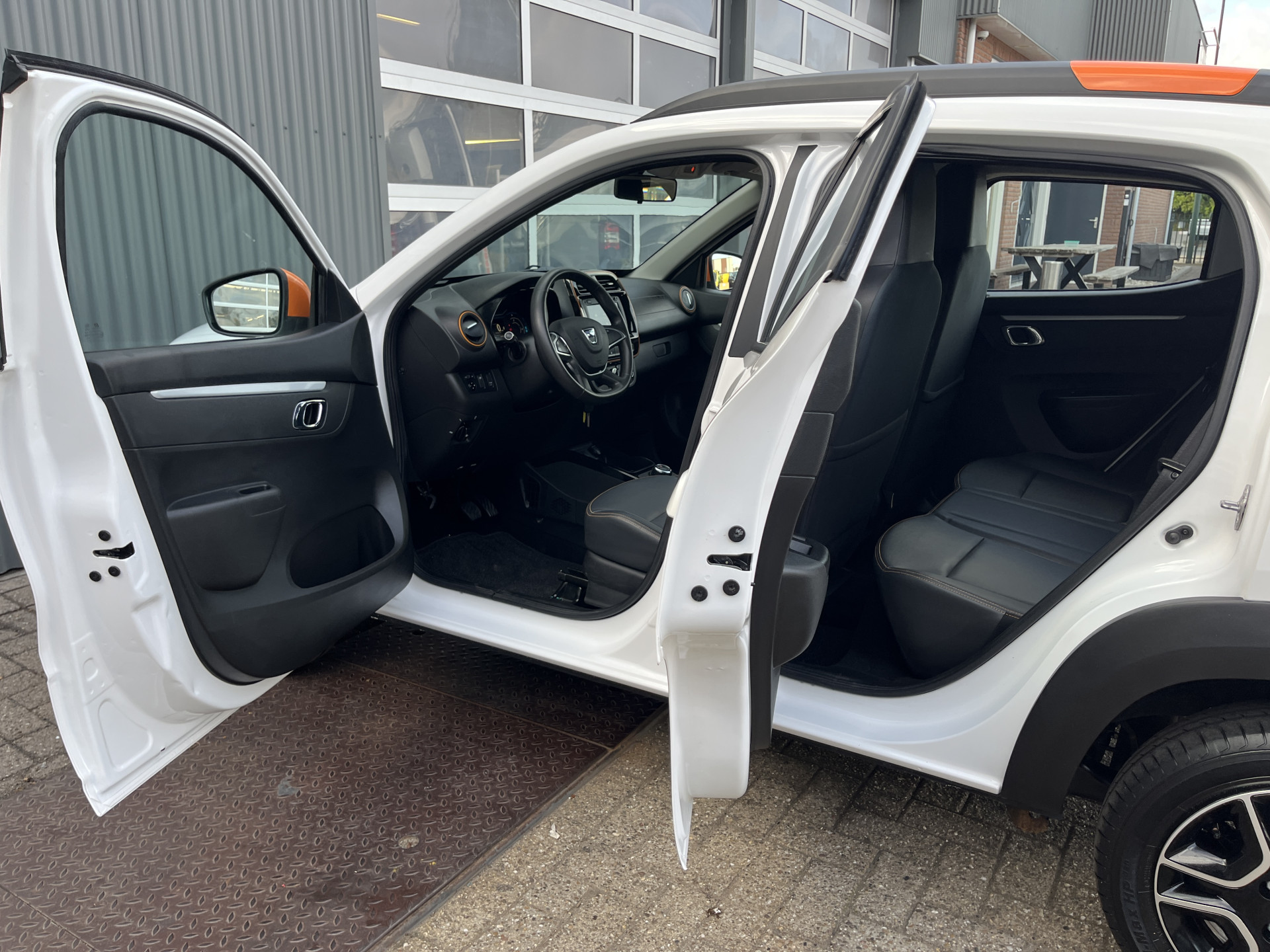 Foto van Dacia Spring