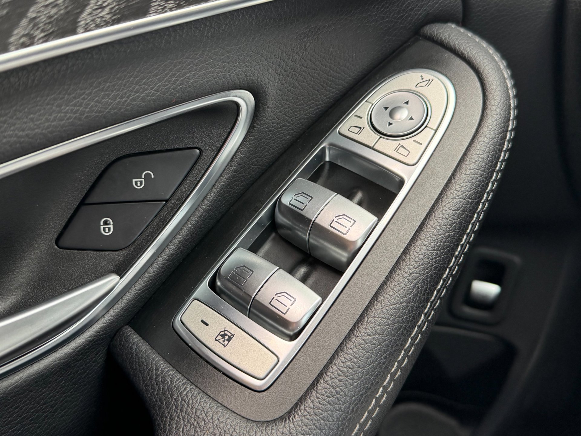 Foto van Mercedes-Benz C 350 E