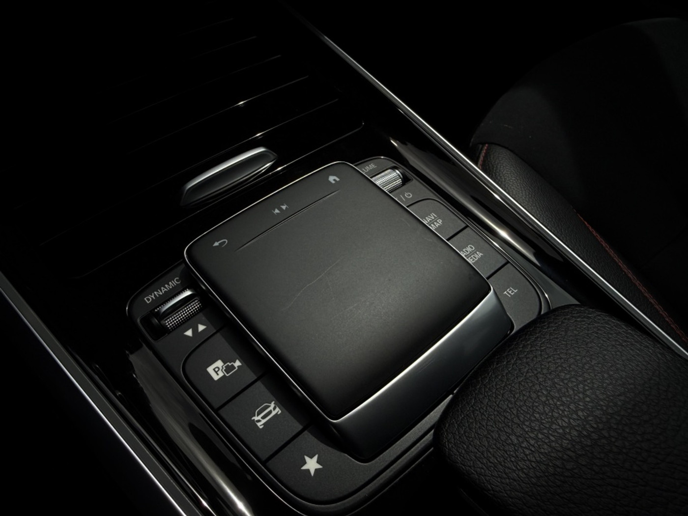 Foto van Mercedes-Benz GLB 180