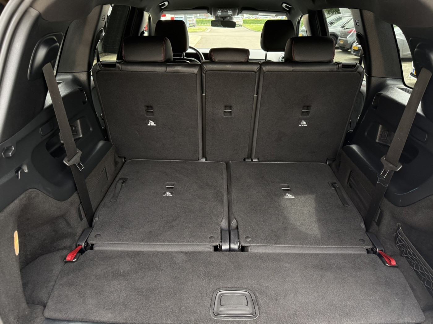 Foto van Mercedes-Benz GLB 180