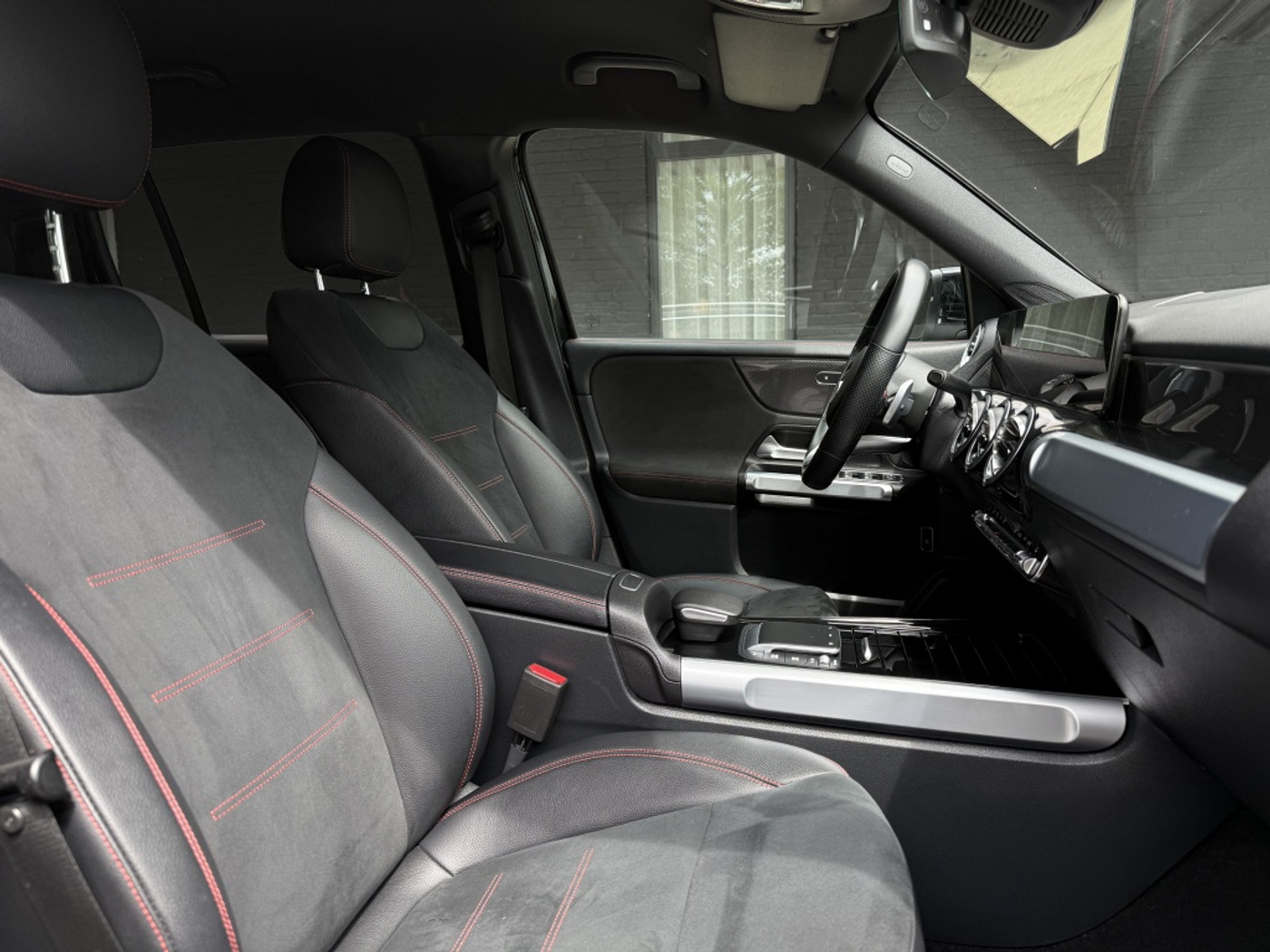 Foto van Mercedes-Benz GLB 180