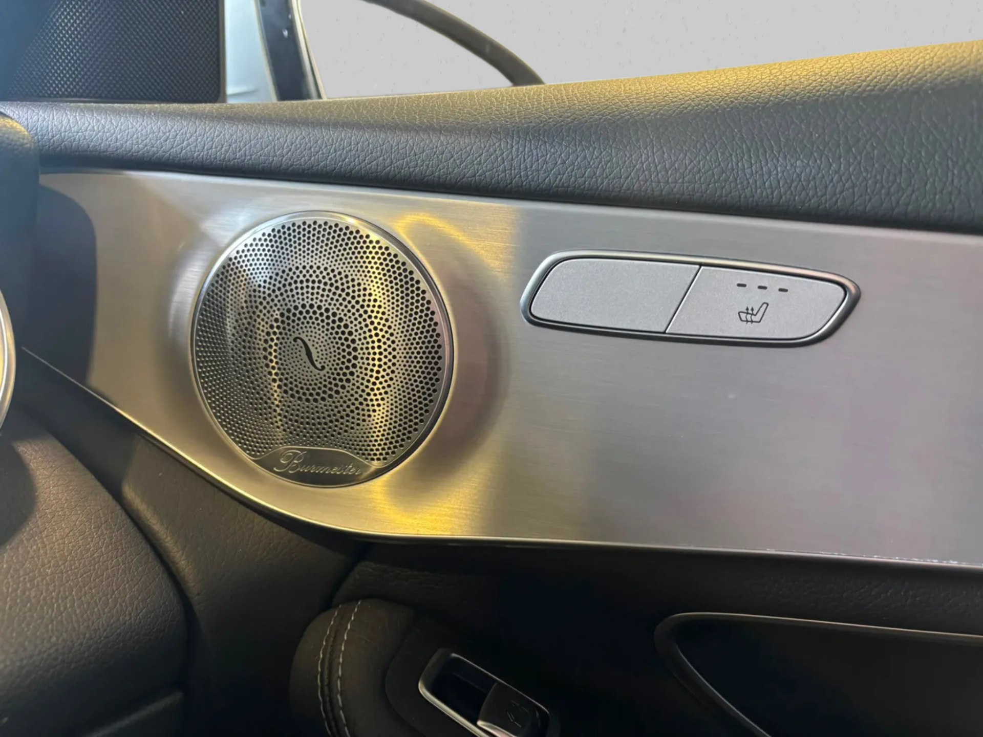 Foto van Mercedes-Benz GLC 350 E 4Matic