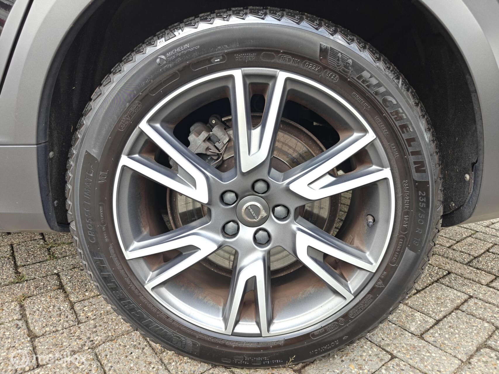 Foto van Volvo V90 Cross Country