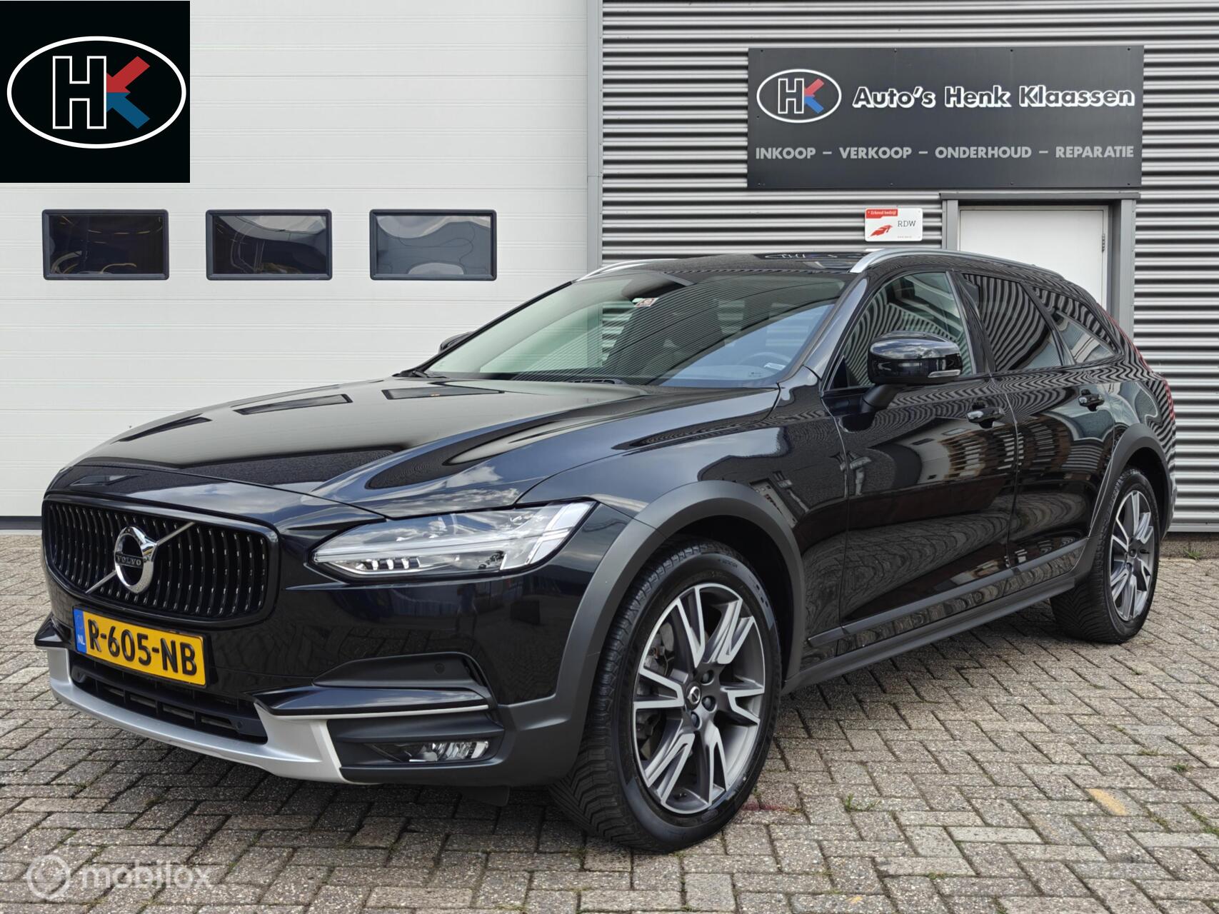 Volvo V90 Cross Country 2.0 T5 AWD Pro Volleder El. Panorama 2018 - voorkant